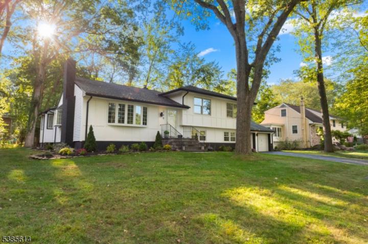 Photo of 149 Lake Drive, Wayne NJ