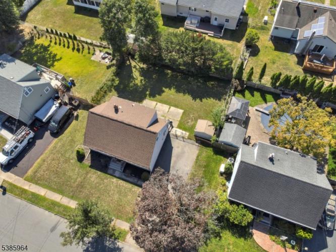 Photo of 398 Stiles Court, Pompton Lakes NJ