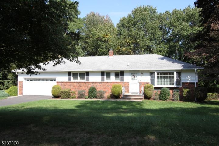 Photo of 184 Emeline Drive, Hawthorne NJ