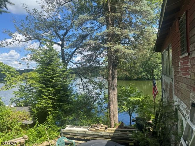 Photo of 151 Pine Tree Road