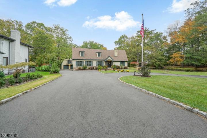 Photo of 14 Weinmanns Boulevard, Wayne NJ