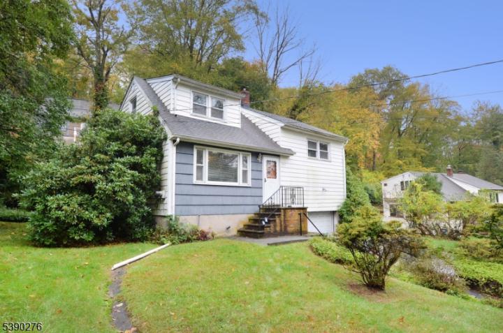 Photo of 667 Colfax Road