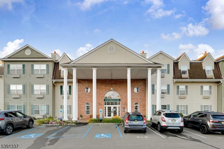 Photo of 6315 Richmond Road 315