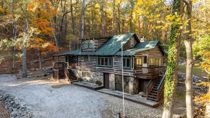 Photo of 71 Dogwood Lane