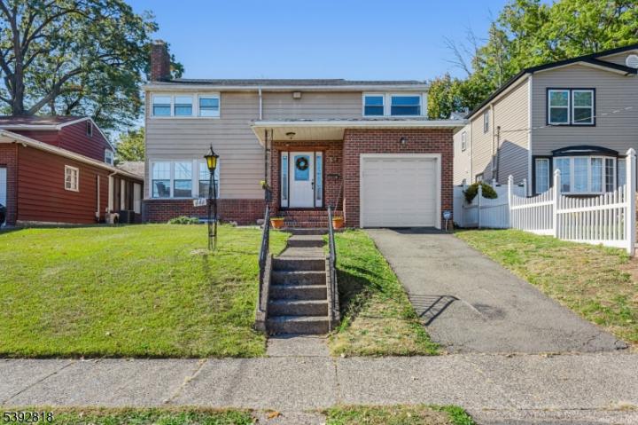 Photo of 444-446 E 42nd Street