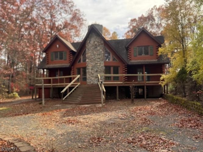 Photo of 543 Oak Ridge Road, West Milford NJ