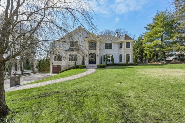 Photo of 73 Maple Avenue