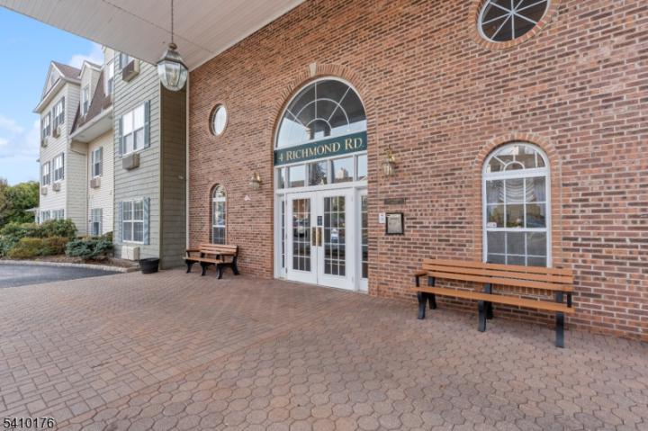 Photo of 4 Richmond Road Suite 215 215