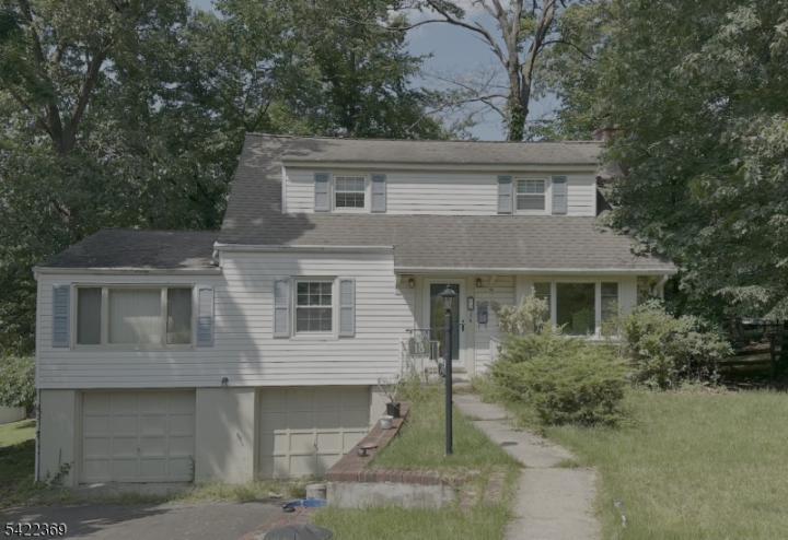Photo of 18 Mountainside Drive