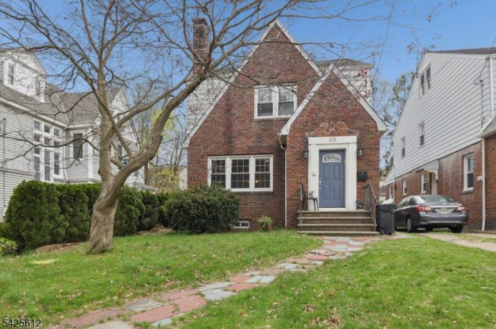 Photo of 115 Lafayette Avenue