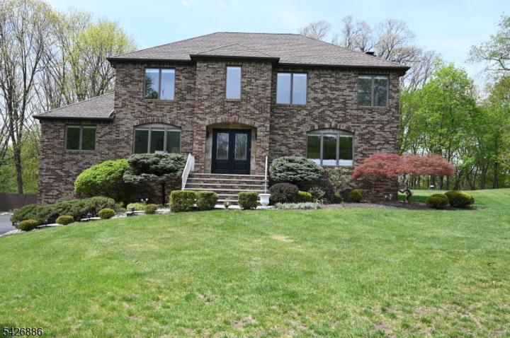 Photo of 43 Lisa Court, North Haledon NJ