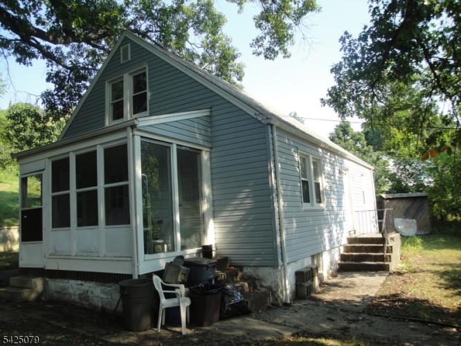 Photo of 290 Central Avenue, Haledon NJ