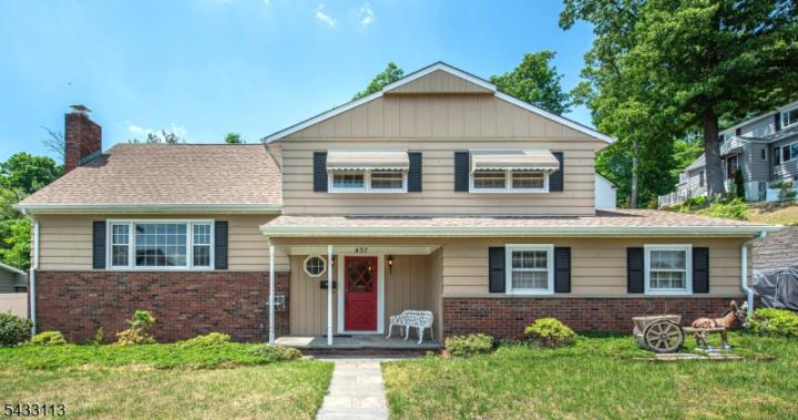 Photo of 437 Southside Avenue