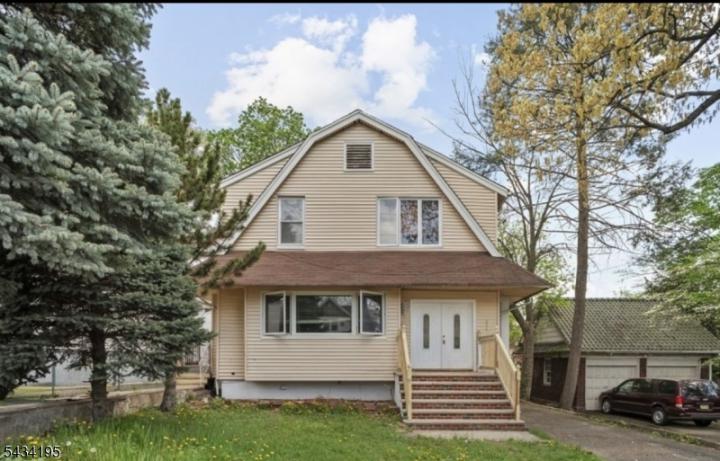 Photo of 334 Brook Avenue