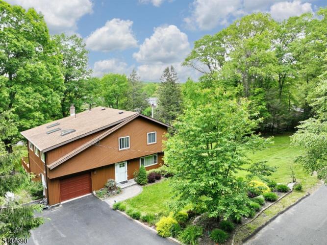 Photo of 64 Larchmont Drive