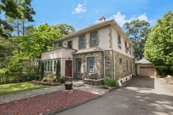 Photo of 26 Maple Road, Ringwood NJ