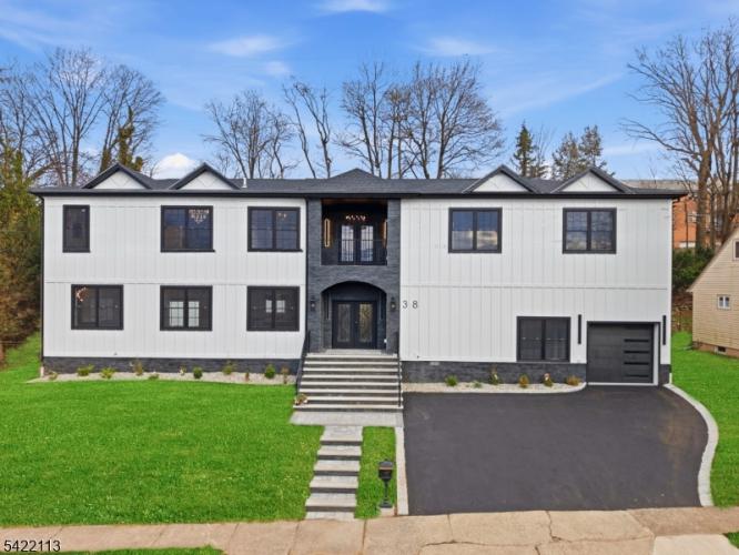 Photo of 38 Pershing Place