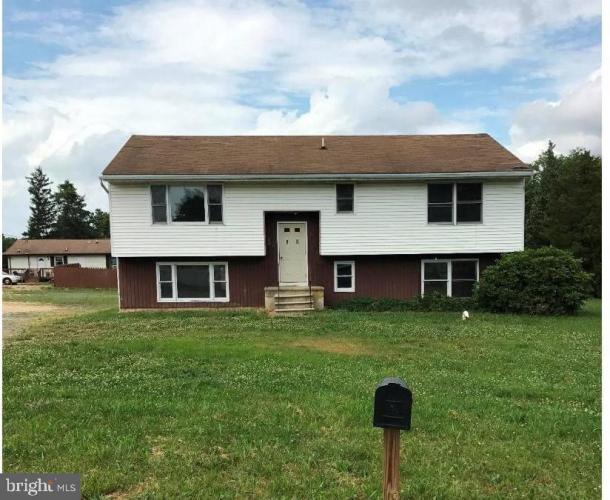 Photo of 84 Maple Shade Lane, Elmer NJ