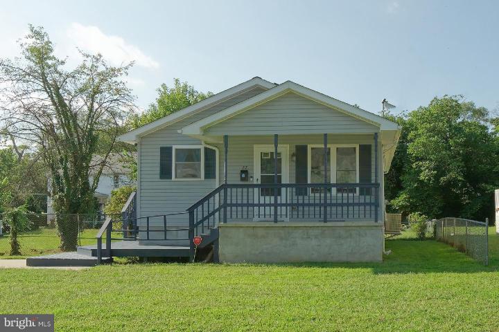 Photo of 27 Davis Avenue