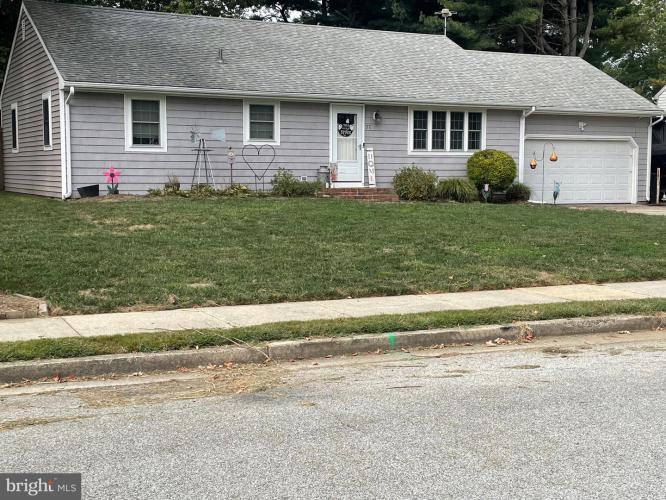 Photo of 37 Lenape Drive, Pennsville NJ
