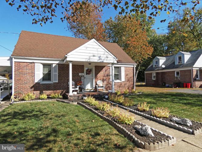 Photo of 253 Dixie Drive, Carneys Point NJ