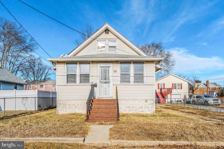 Photo of 15 E Griffith Street, Penns Grove NJ