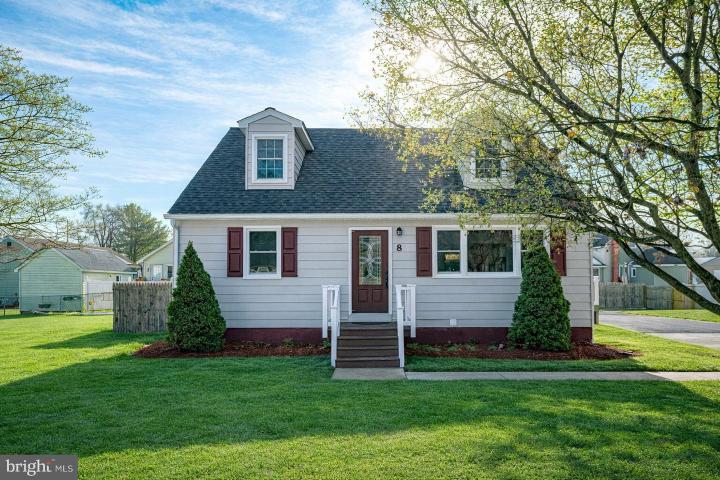 Photo of 8 Riviera Drive