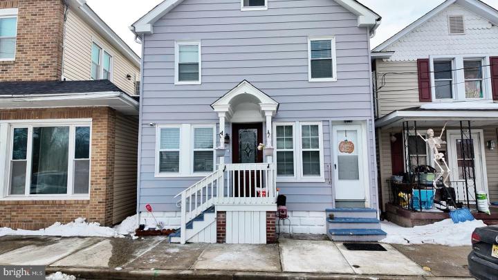 Photo of 98 Railroad Avenue, Penns Grove NJ