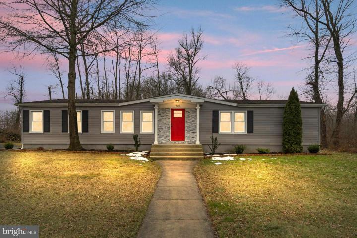 Photo of 465 Bailey Street