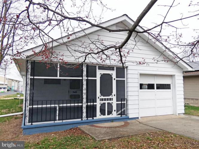 Photo of 30 E Mill Street