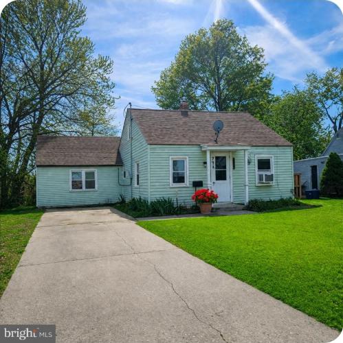 Photo of 374 Manor Avenue, Carneys Point NJ