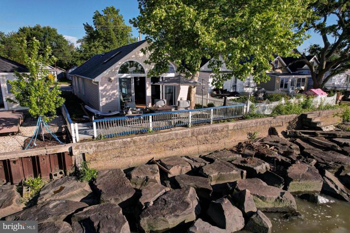Photo of 99 N River Drive, Pennsville NJ