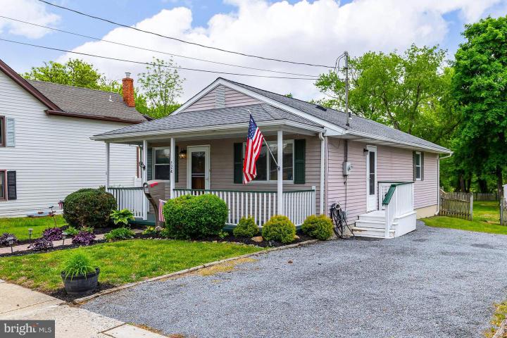 Photo of 124 E Millbrooke Avenue, Woodstown NJ
