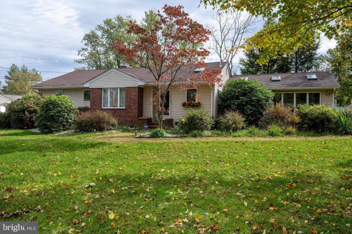 Photo of 15 Bedle Street, Belle Mead NJ