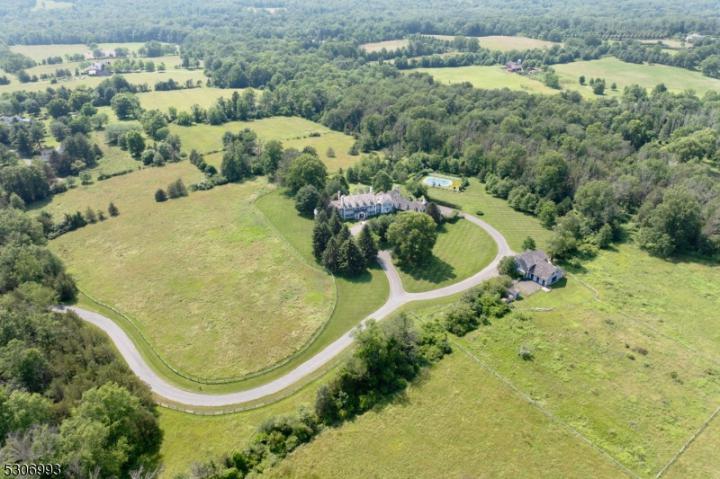 Photo of 455 Long Lane, Bedminster NJ