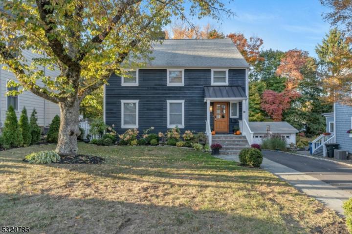 Photo of 12 Ambar Place, Bernardsville NJ