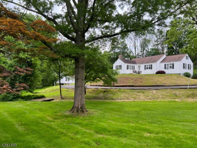 Photo of 1595 Route206, Bedminster NJ