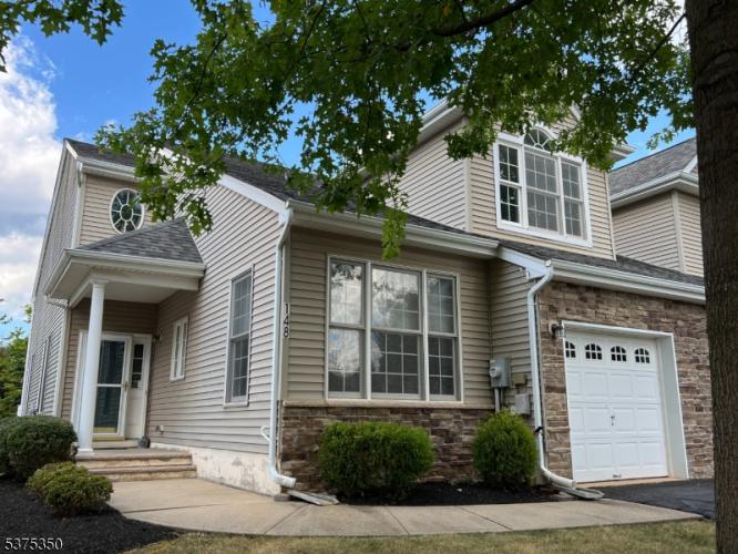 Photo of 148 Saratoga Court, Franklin NJ