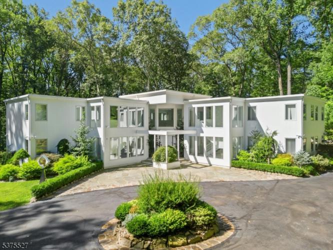 Photo of 40 Jockey Hollow Road, Bernardsville NJ
