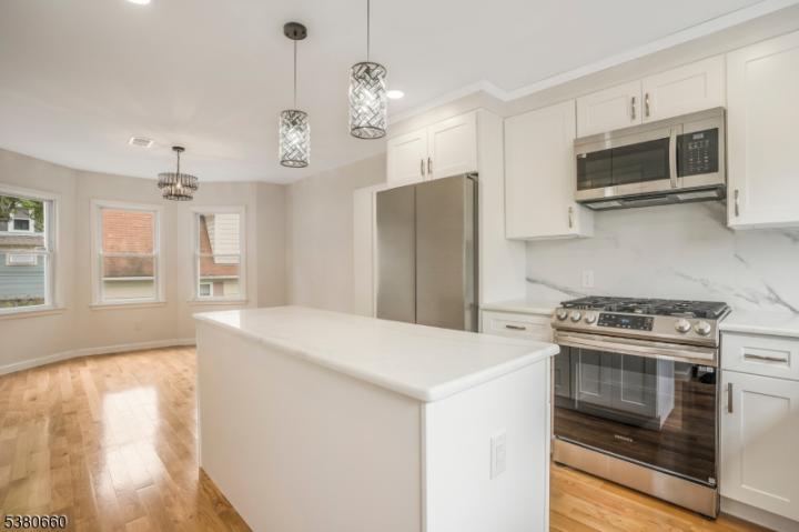 Photo of 85 Greenbrook Road, Green Brook NJ