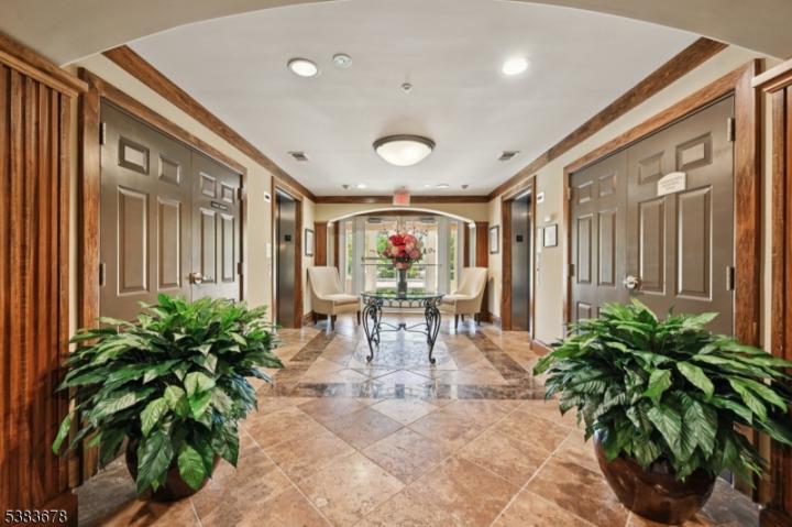 Photo of 252 Victoria Drive 252, Bridgewater NJ