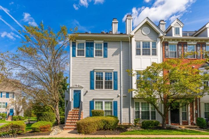 Photo of 507 Dunn Circle, Bridgewater NJ