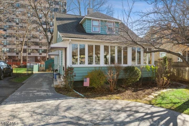 Photo of 20 Camman Place, Somerville NJ