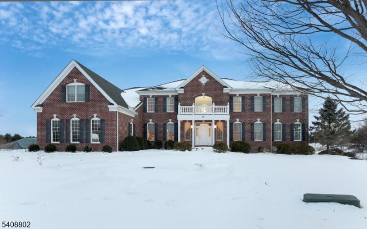 Photo of 10 Raker Court, Hillsborough NJ