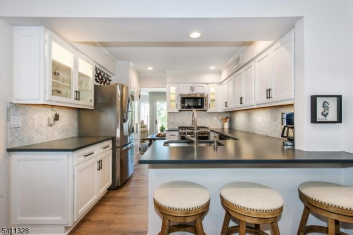 Photo of 80 N Edgewood Road