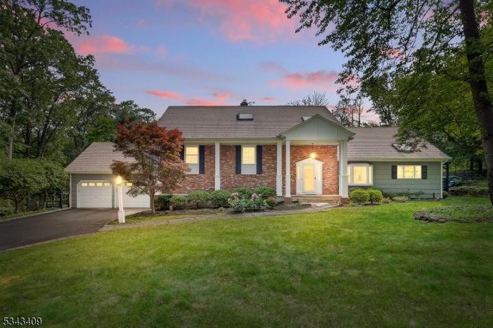 Photo of 149 Knollwood Drive