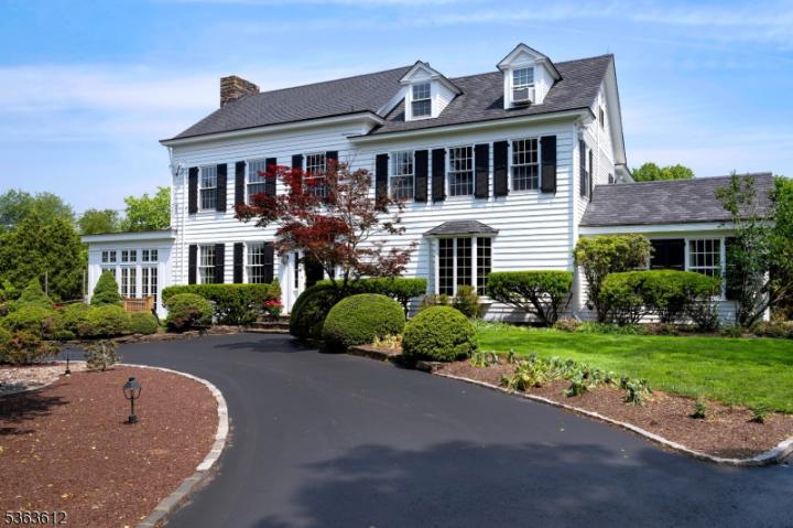 Photo of 122 Bedens Brook Road