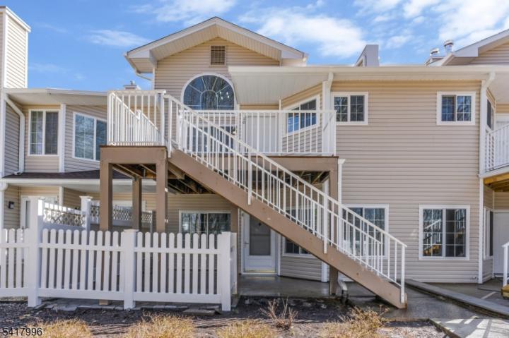 Photo of 10 Encampment Drive