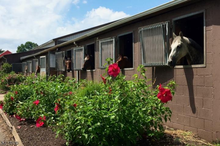 Photo of 1015 Cherry Hill Road