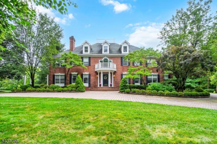 Photo of 11 Baltusrol Way